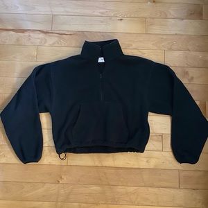 Black Aritzia Sherpa cropped sweater